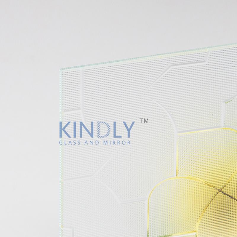 Clear Karatachi  Puzzle Patterned Glass
